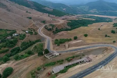 Laçın yolu ətrafındakı vəziyyət siyasi xarakter daşıyır - Nazir