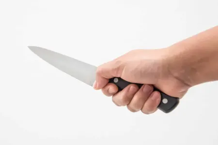 Kürdəmirdə arvadına 18 bıçaq zərbəsi vuran kişi məcburi müalicəyə göndərildi