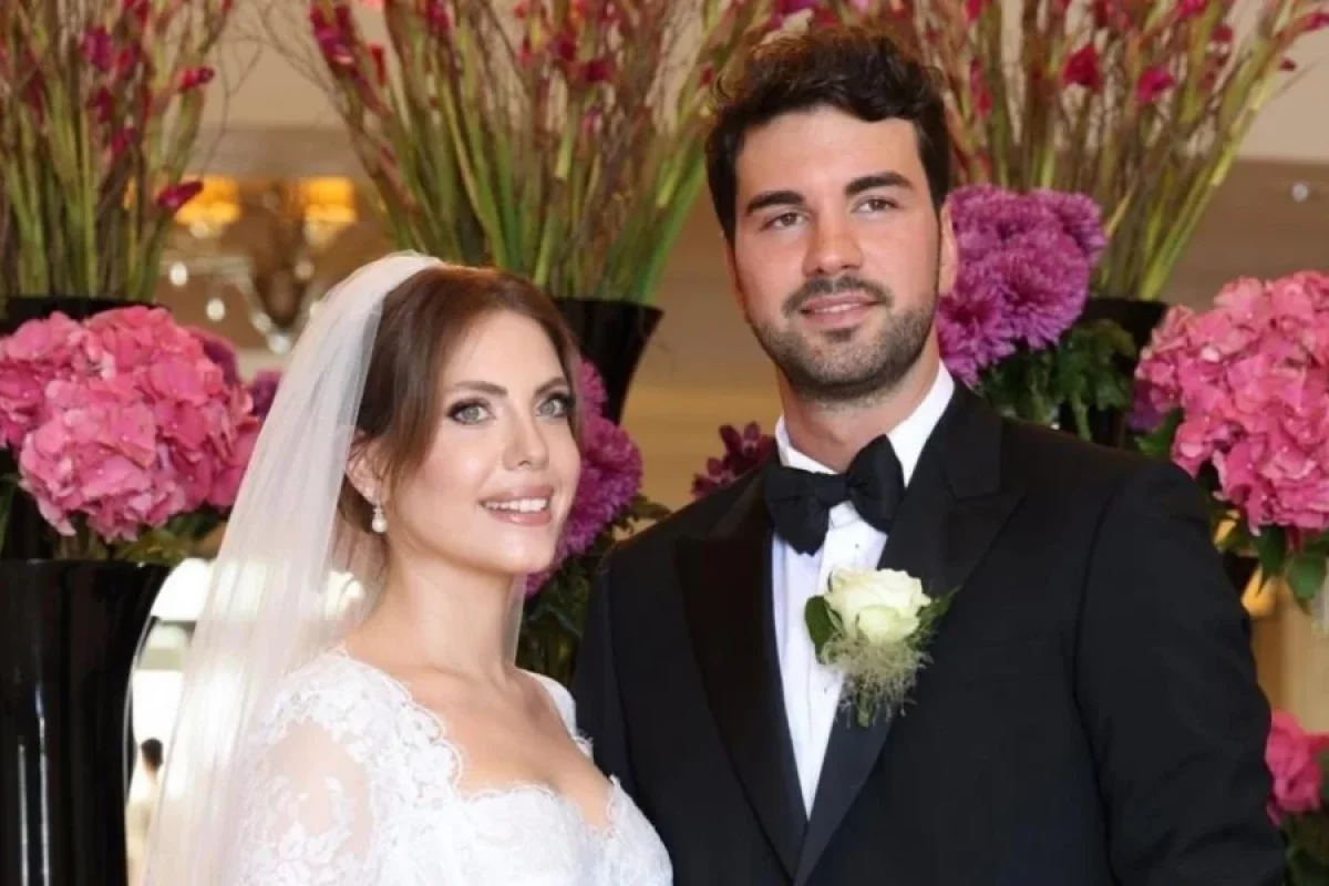 Məşhur aktrisa hamilədir