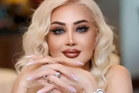 Məleykə Əsədova qızına ad günü etdi - FOTO