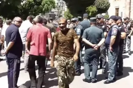 Xankəndidə ara qarışdı: - Azərbaycan müdaxilə edə bilər