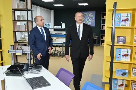 İlham Əliyev məktəbin açılışında iştirak etdi - YENİLƏNDİ