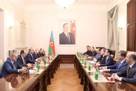 Bəkir Şahin Azərbaycana - GƏLDİ