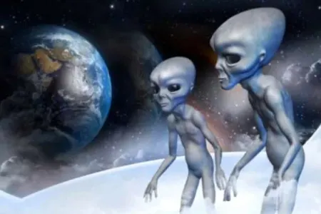 Məşhur müğənnidən şok İDDİA - Yadplanetlilər dişlərimi oğurlayıb...