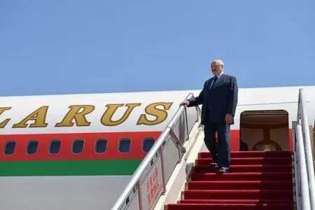 Lukaşenko yenə Moskvaya - GETDİ