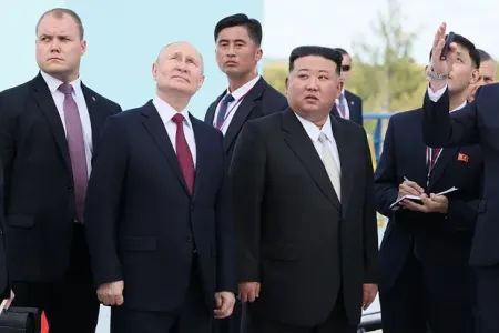 Putin Kim Çen Ina nə hədiyyə edib?