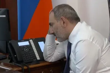 Putin Paşinyanın zənginə cavab - VERMƏDİ