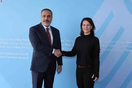 Hakan Fidan almaniyalı həmkarı ilə görüşdü - Video