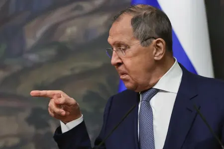 "Onlar Rusiyaya qarşı müharibə aparır" - LAVROV ELAN ETDİ