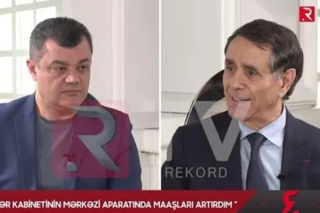 "Nazirlər kabinetinin mərkəzi aparatında maaşları artırdım"