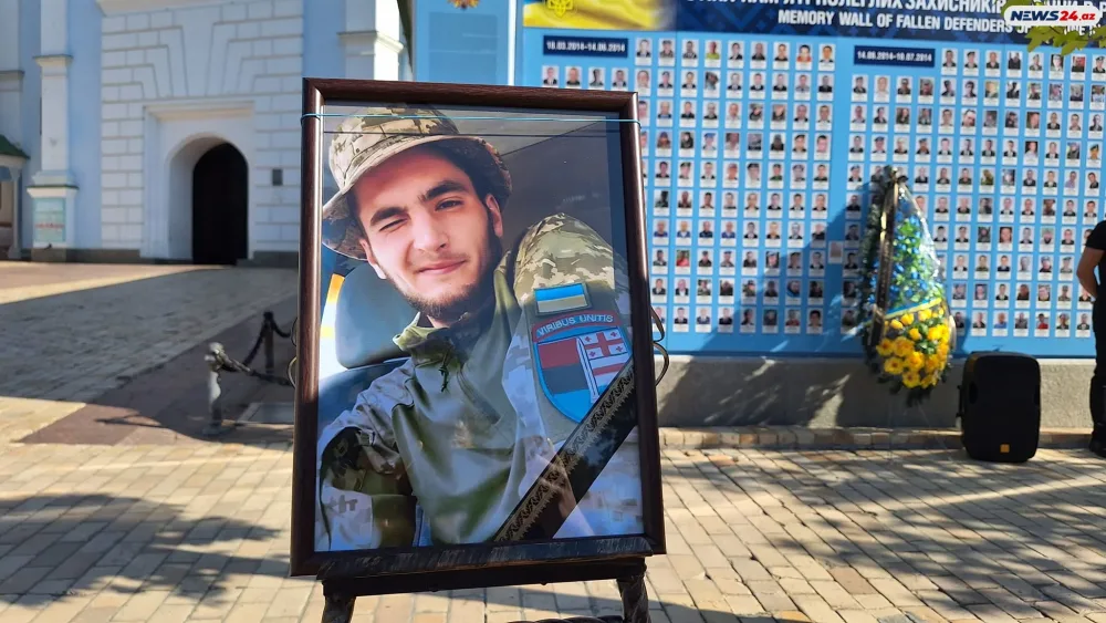 Azərbaycanlı hərbçi dəfn EDİLDİ - FOTO