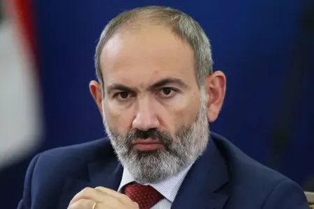 Paşinyan Təhlükəsizlik Şurasını - TOPLADI