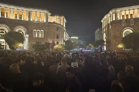 SON DƏQİQƏ: Rusiyanın İrəvandakı  - SƏFİRLİYİ BAĞLANDI