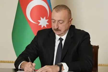 Prezident bu qurumu ləğv etdi - VİDEO