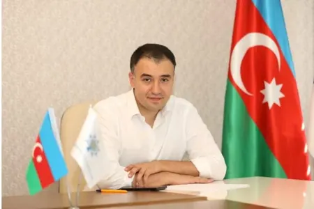 “Makronu incidən Praqa görüşündəki məğlubiyyətidir” - — Kamal Cəfərov