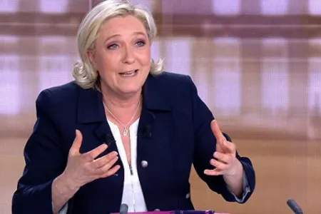 Le Pen və atası Aİ vəsaitlərini mənimsəməkdə ittiham olunurlar
