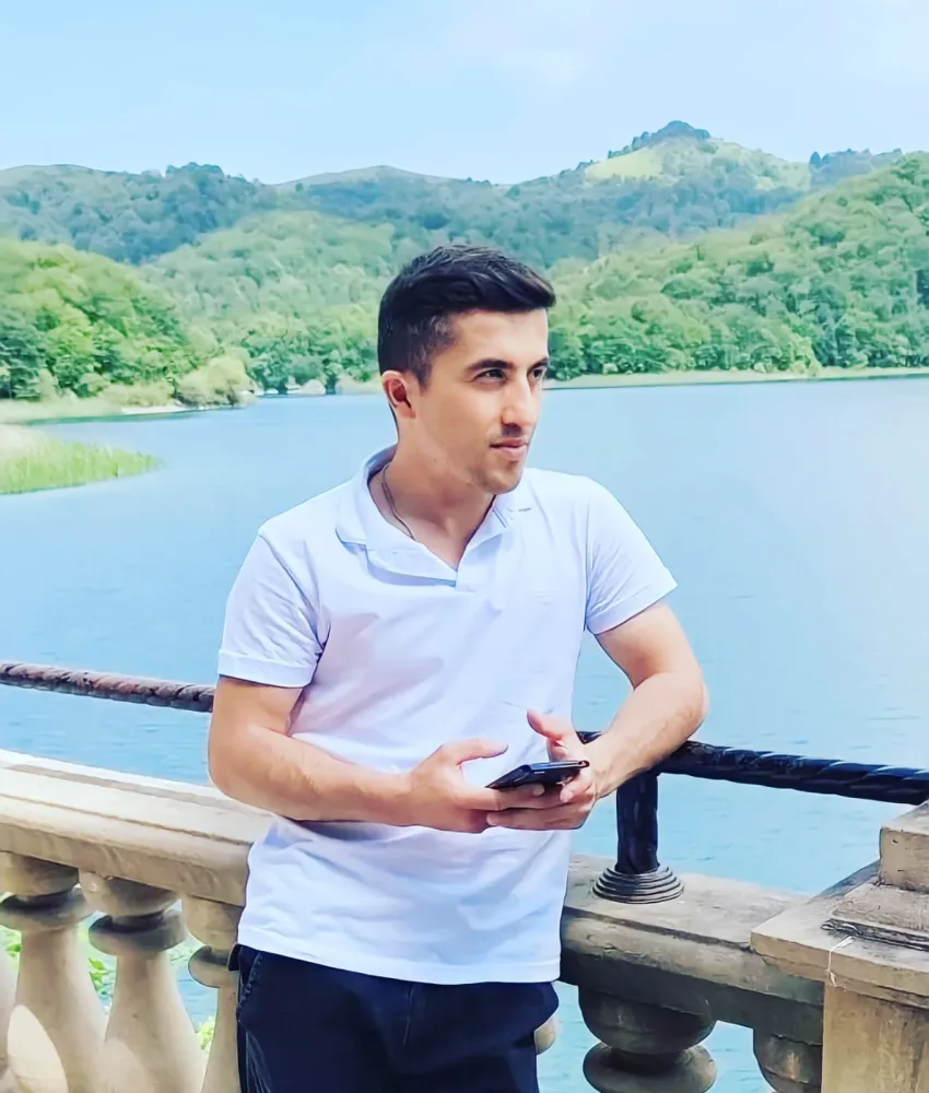 Gözündən yaralandığını gülərək deyən əsgər Ceyhun... - Fotolar