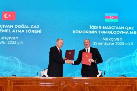 Naxçıvanda Azərbaycan-Türkiyə sənədlərinin imzalanma mərasimi - KEÇİRİLDİ