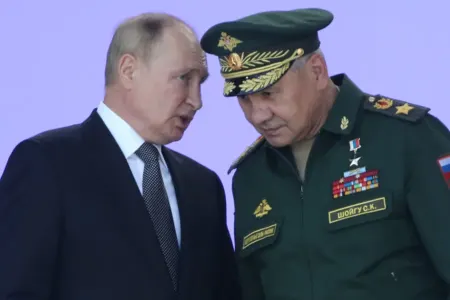 Putin Şoyquya - VAXT VERDİ