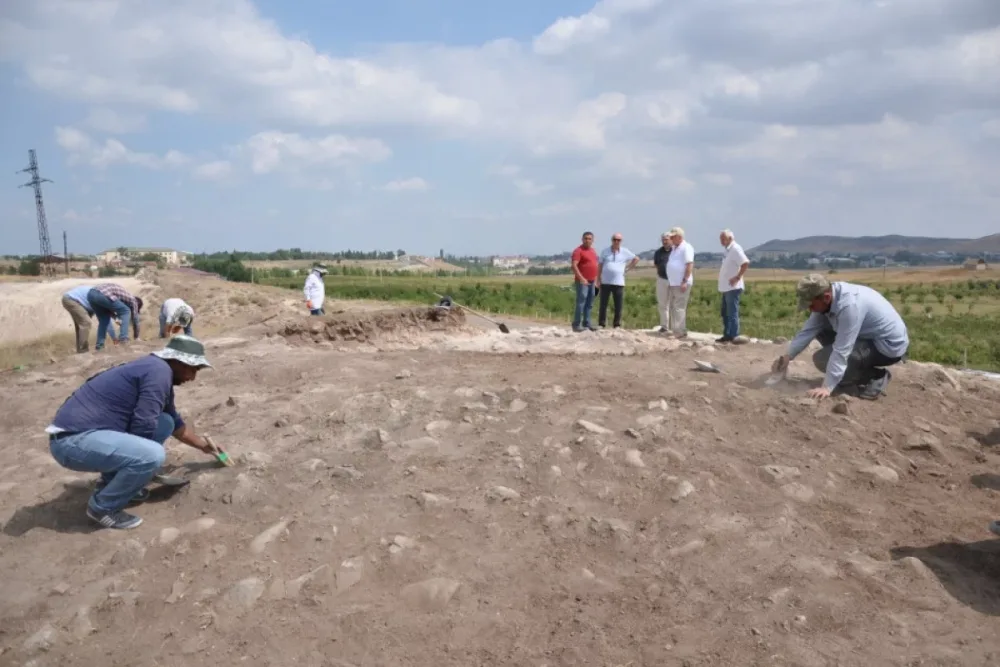 Göygöl kurqanlarında qədim dövrə aid qəbirlər - AŞKARLANDI