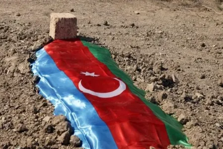 Şəhidimizin məzarında təsirli görüntü - – FOTO