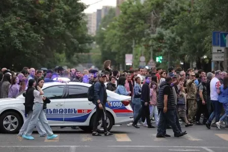 İrəvanda etiraz aksiyaları zamanı 56 nəfər - SAXLANILDI