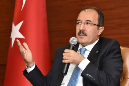Türkiyə səfiri Qənirə Paşayevaya baş çəkdi