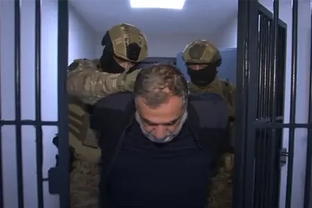 Vardanyan bu maddələrlə ittiham olunur