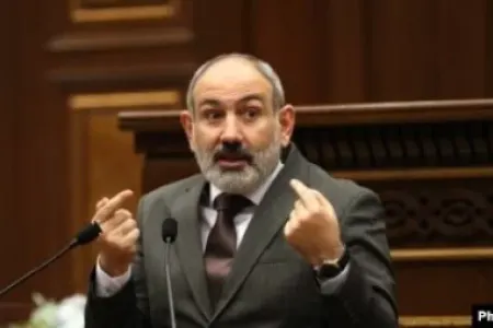 Separatçı rejim Paşinyanın gözləri qarşısında - DAĞILDI