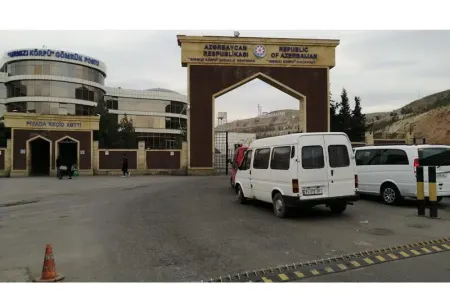 Bu şəxslər quru yolla sərhədi keçə bilər - RƏSMİ