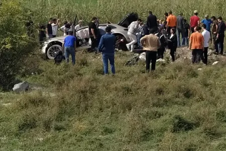 İçərisində 5 qadının olduğu “Porsche” aşdı - – VİDEO