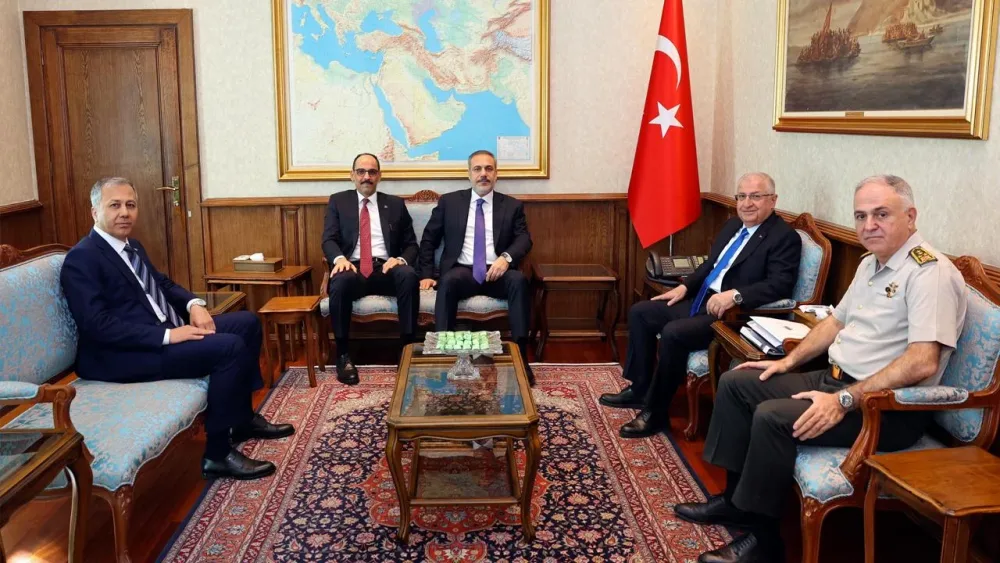 Türkiyənin Milli Müdafiə Nazirliyində kritik toplantı - KEÇİRİLİR - FOTO