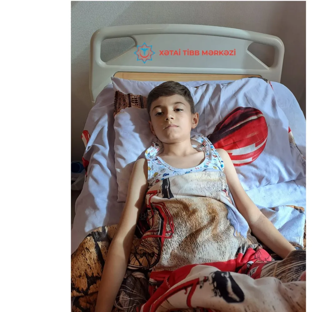 Bakıda 14 yaşlı uşağın mədəsindən çıxarılanlar - FOTO