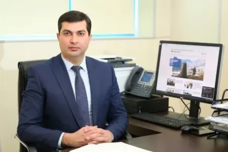 “Yeni Klinika”nın həbsdən çıxan keçmiş direktoru yeni işə başladı