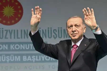 Ərdoğan yenidən sədr seçildi
