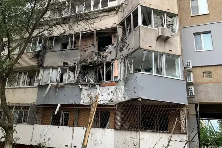 Xersonun atəşə tutulması nəticəsində 11 nəfər yaralanıb