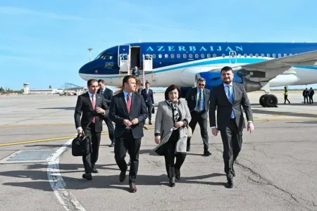 Sahibə Qafarova Rumıniyaya getdi