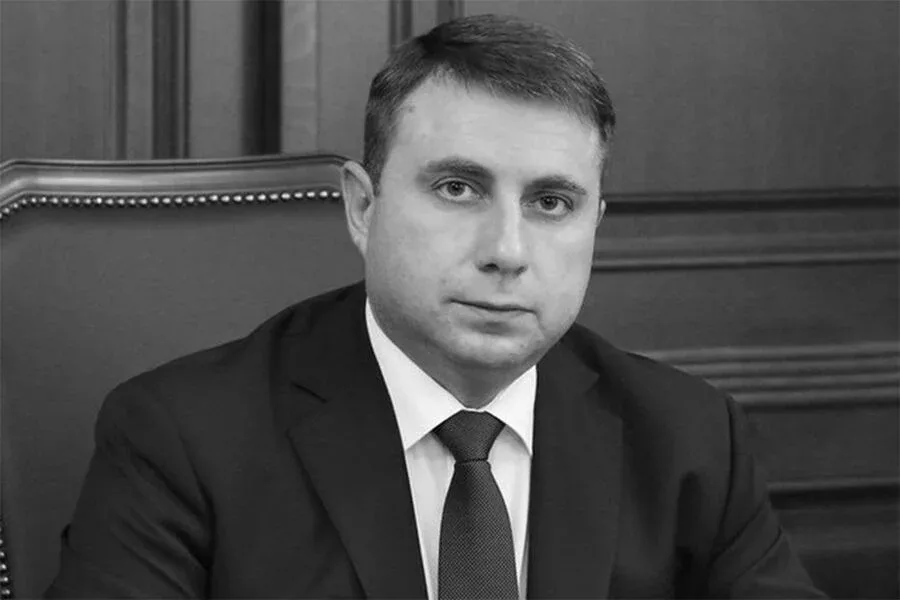 Şəhər meri qəfil vəfat etdi - FOTO