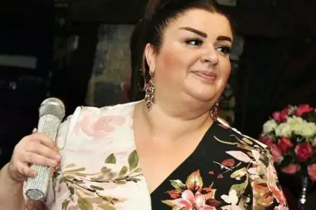 Xuramanın atasından qeyri-adi rəqs - VİDEO