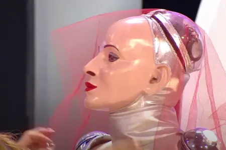 “Robota xına yaxmamışam” - – Nazilə Səfərli