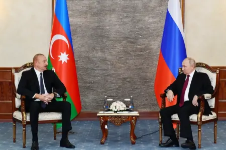 Əliyevlə Putin arasında mühüm görüş - VİDEO