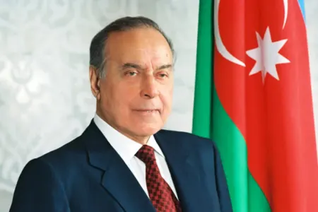 Milli Məclisdə Heydər Əliyevin 100 illiyinə həsr edilmiş konfrans keçirilir
