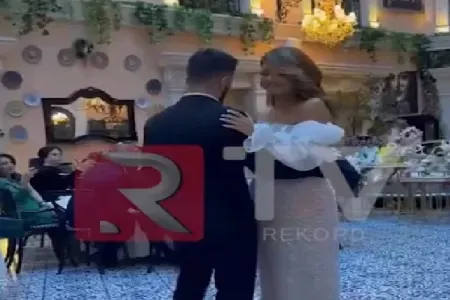Mələkxanım Eyyubova kürəkəni ilə duet oxudu - RTV VİDEO