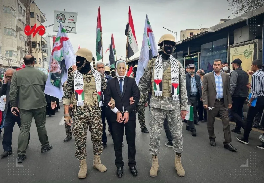 Molla rejimi Netanyahunu "həbs etdi" - FOTO