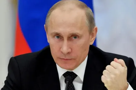ABŞ-la müharibə tamam fərqli olacaq - Putin