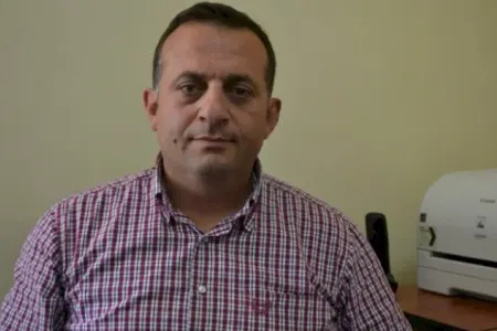 Tanınmış iqtisadçı REAL-dan getdi