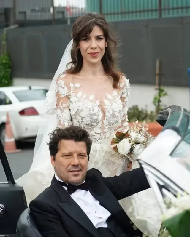 Məşhur aktyor ən böyük peşmanlığından - DANIŞDI - FOTO
