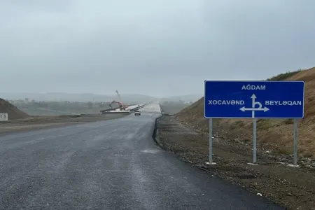 Jurnalistlər Ağdam-Füzuli avtomobil yolunda olublar - -VİDEO