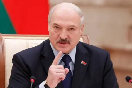 Lukaşenko bu ölkələrdəki səfirləri vəzifədən - AZAD ETDİ