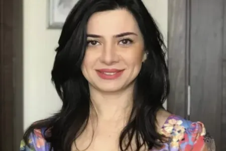 “Ayda 2-3 minə villa kiraləyib...” - Reyhan İsayeva